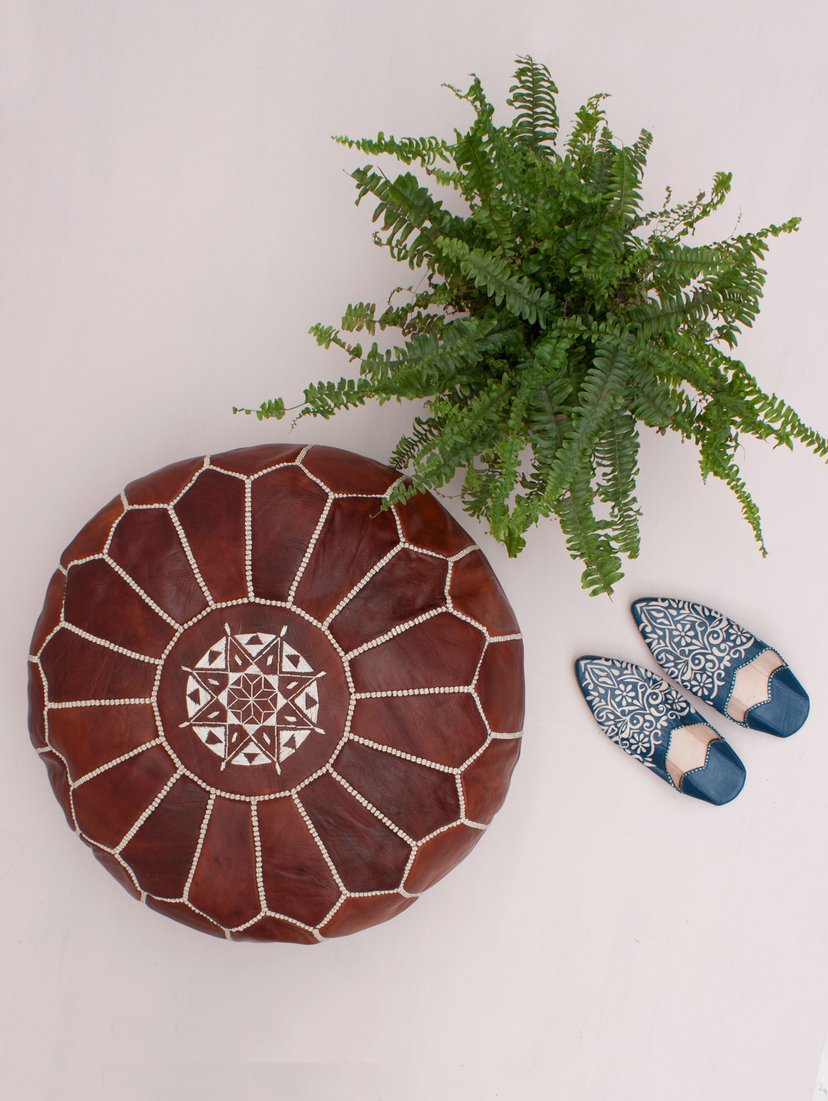 MOROCCAN LEATHER POUF CHESTNUT