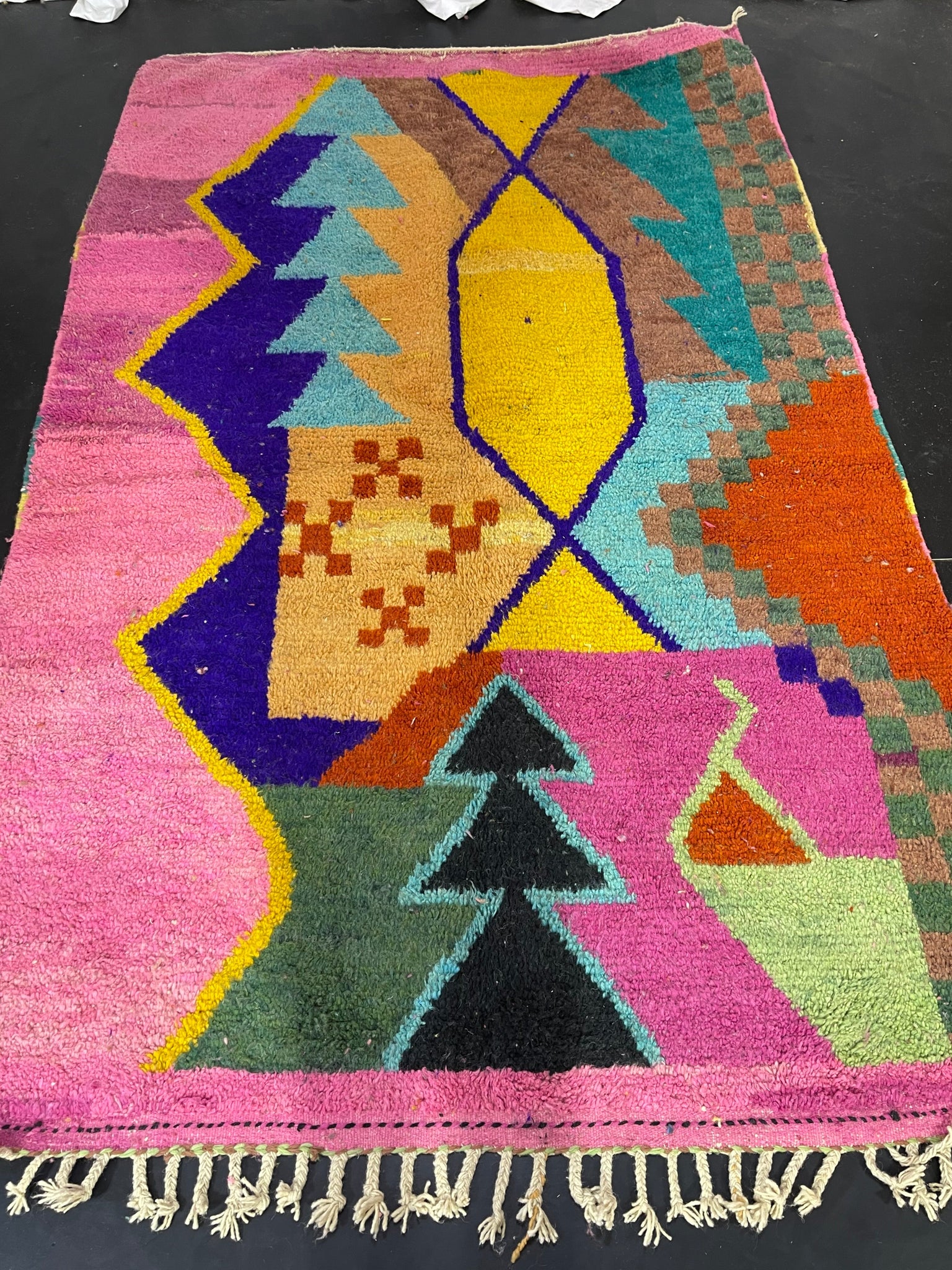 Gorgeous Abstract Rug - craftkechbrand