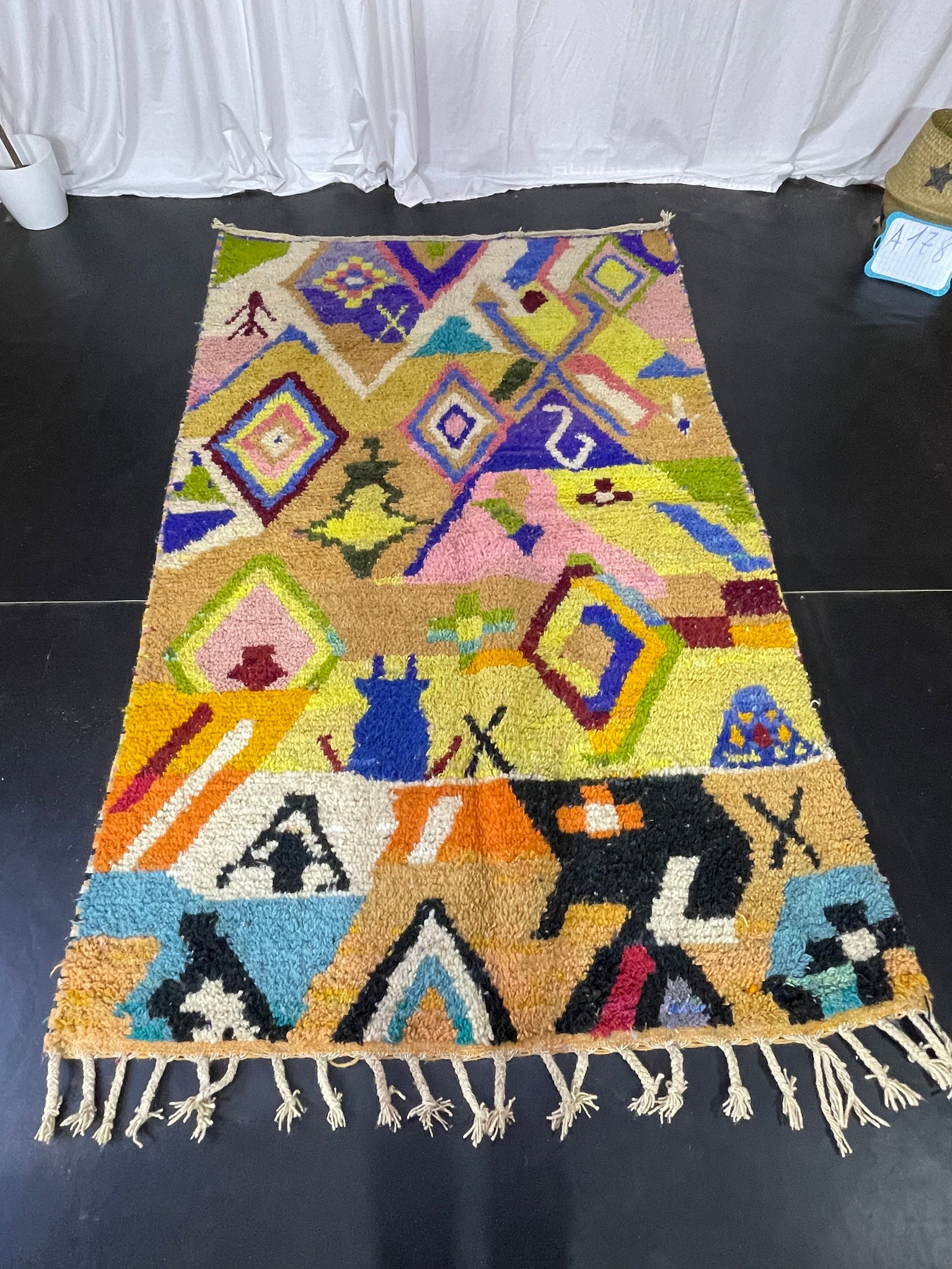 Gorgeous Moroccan Rug - craftkechbrand