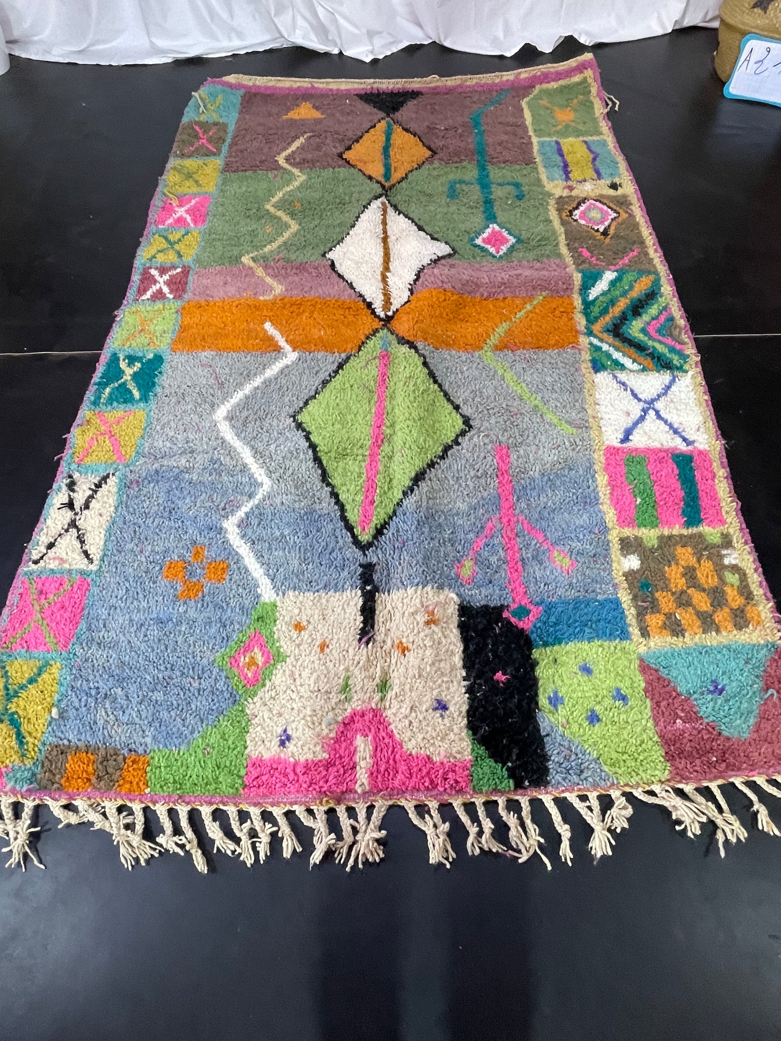 Gorgeous Moroccan Rug dosi - craftkechbrand