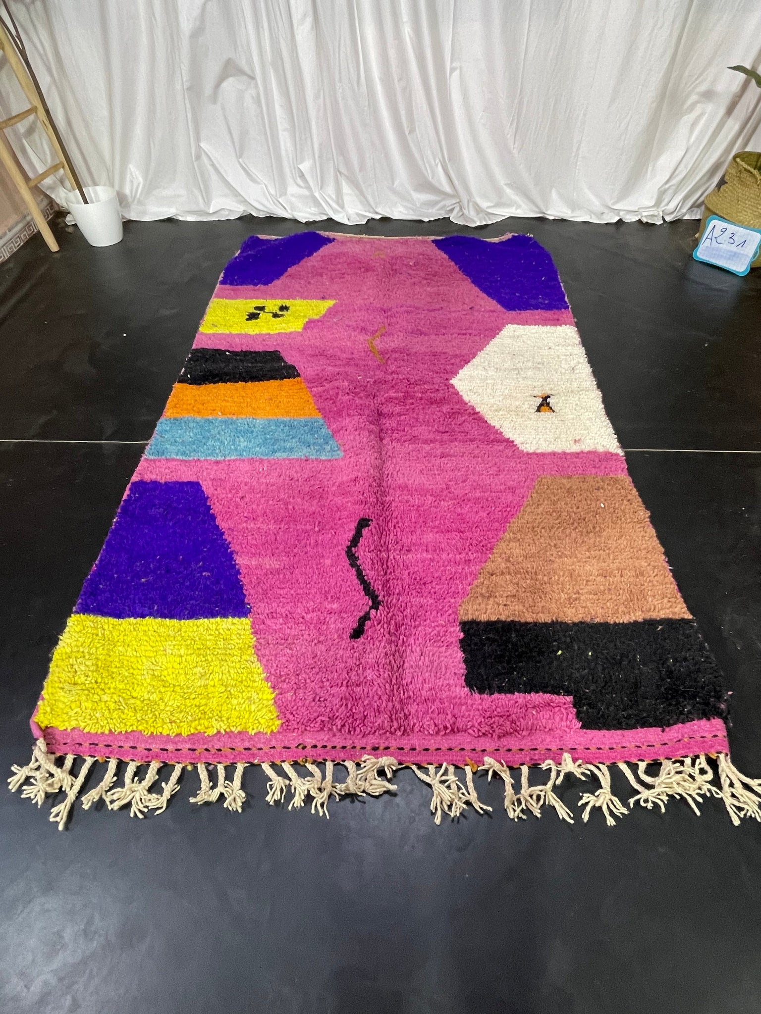 Fabulous Handmade Rug - craftkechbrand