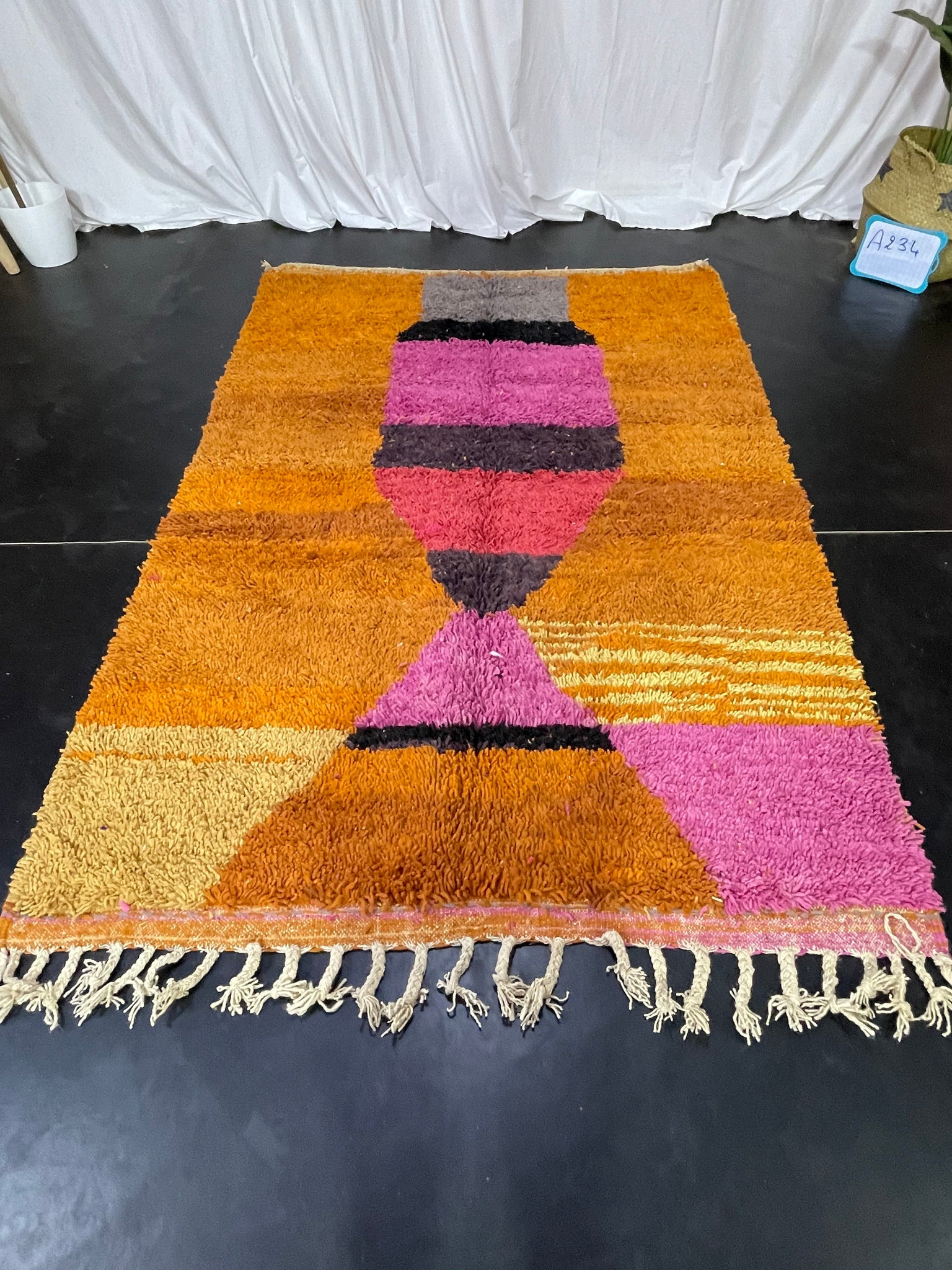 Fabulous Handmade Rug - craftkechbrand